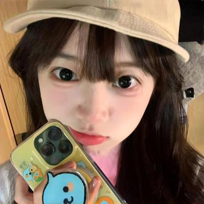 女孩和蜘蛛